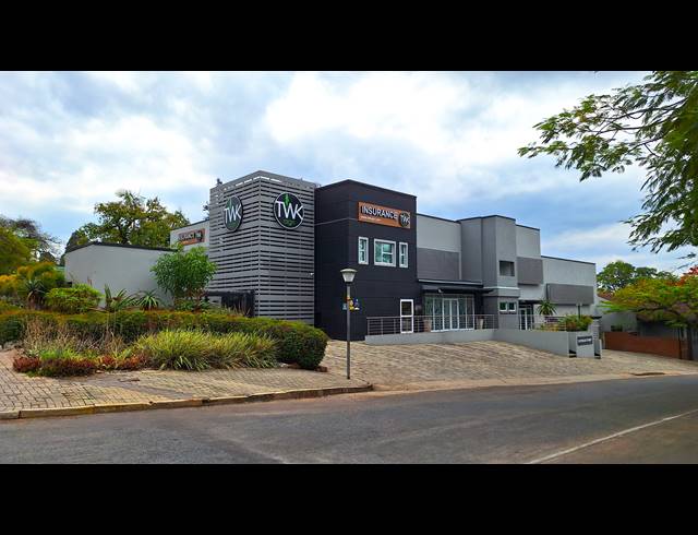 1,000M² OFFICE FOR SALE IN NELSPRUIT EXT 1